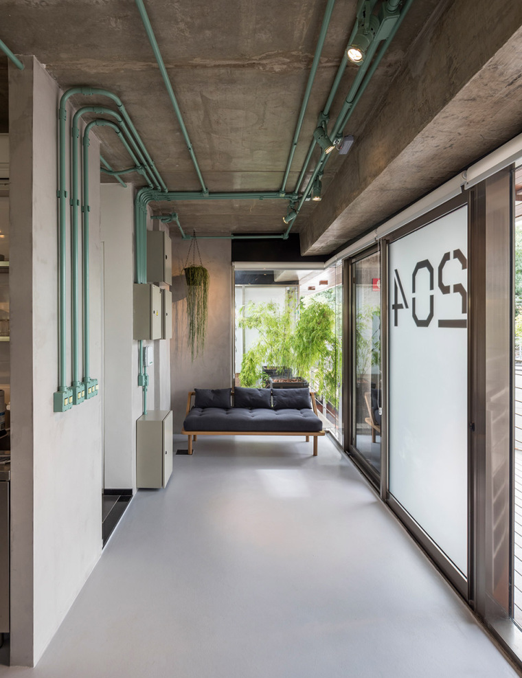 大型食品生產(chǎn)企業(yè)廠(chǎng)房辦公室裝修效果圖