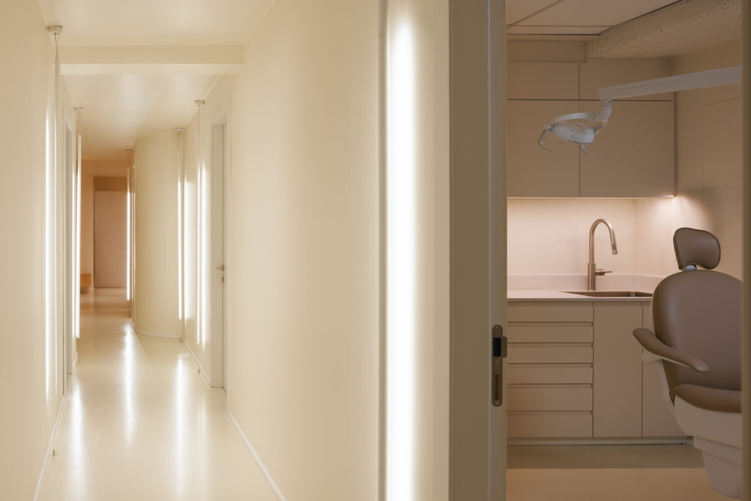 180㎡口腔診所裝修設計效果圖 - 走廊空間